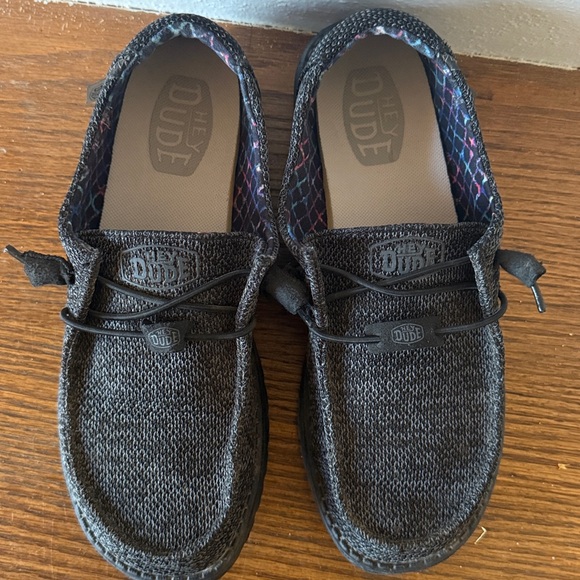 HeyDude Wendy Sox Monochromatic Black Shoes Size 9 - Picture 5 of 7